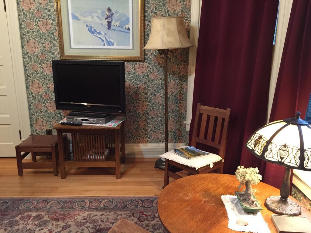 Alaska'S Capital Inn Bed And Breakfast (Adults Only) Τζούνο Εξωτερικό φωτογραφία